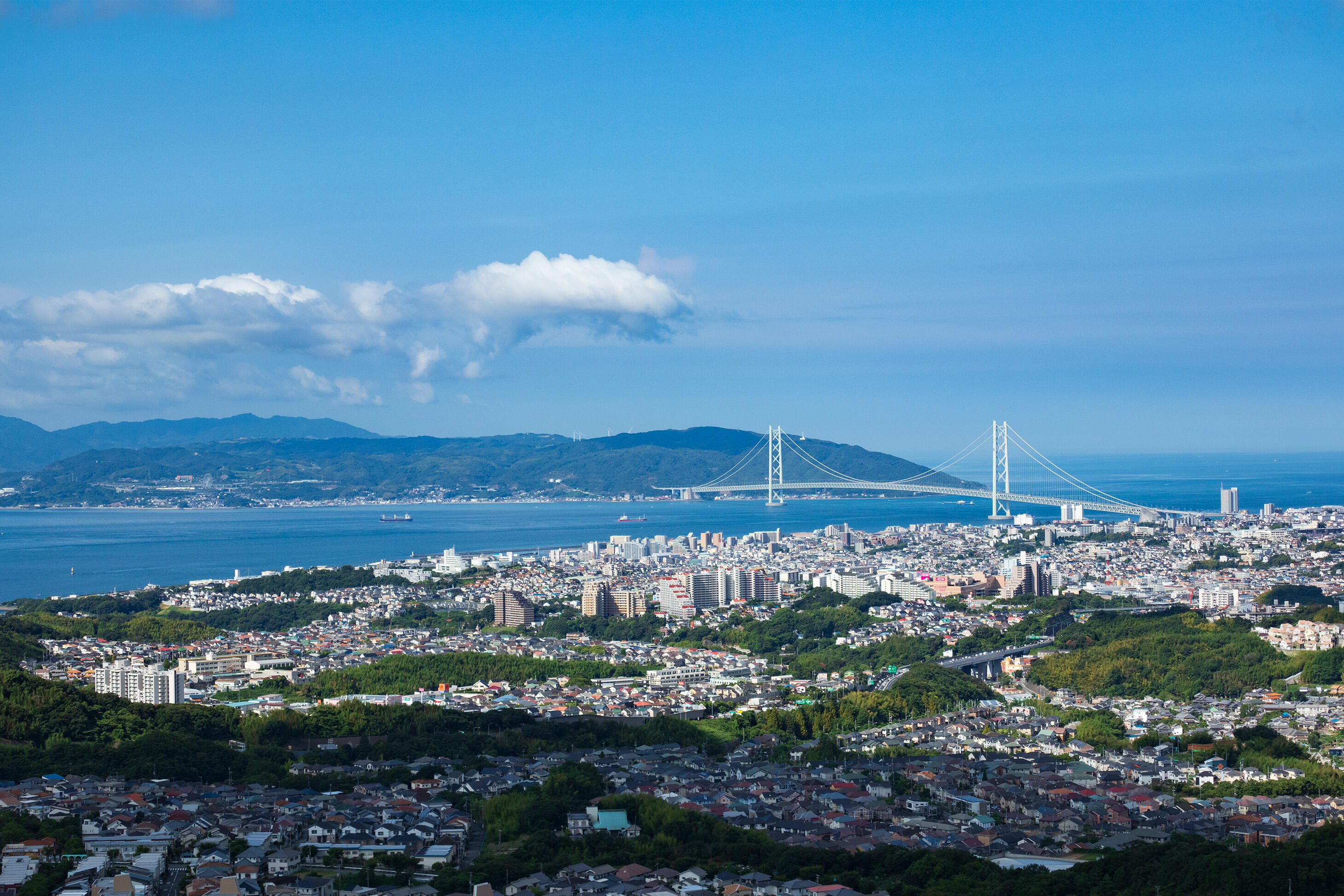 表紙写真(明石大橋).jpg